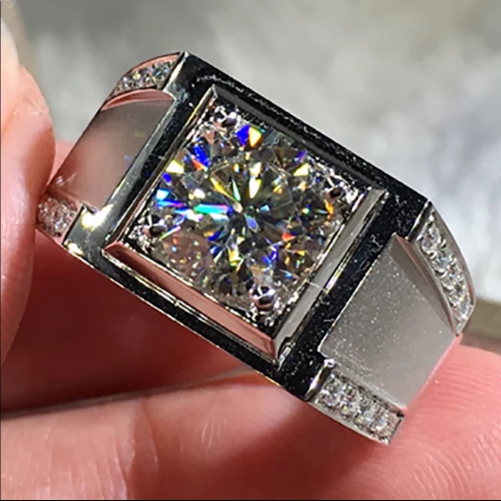 New Unisex 925 Silver Diamond Business Ring